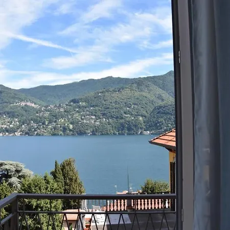 La Resilienza, With View, Apartmán Carate Urio