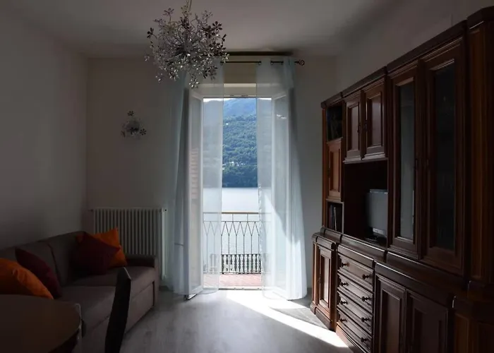 La Resilienza, With View, *